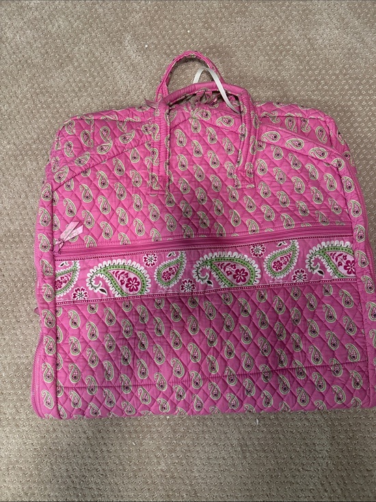 Vera Bradley Handbags - Vera Bradley Pink Paisley Quilted Travel Garment Bag